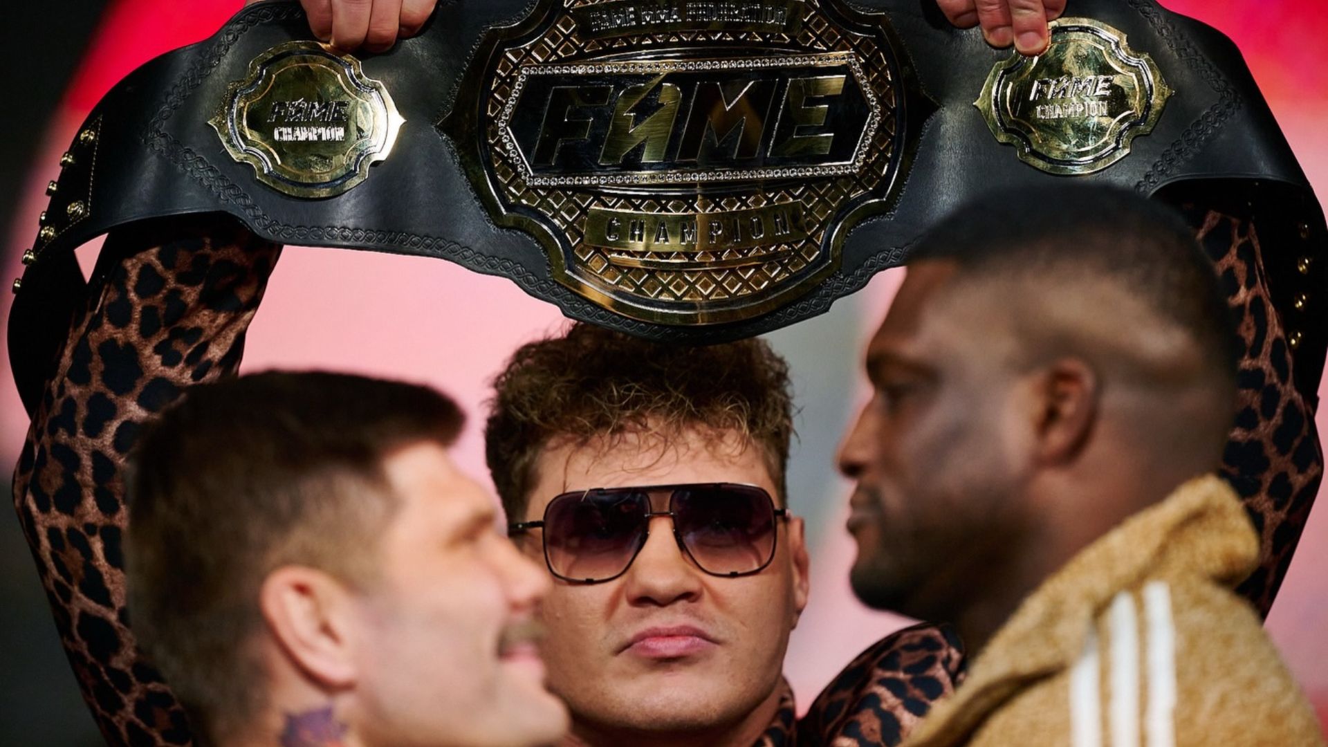 Denis Labryga zawalczy o pas na FAME 30. Federacja przywraca tytuł wagi ciężkiej