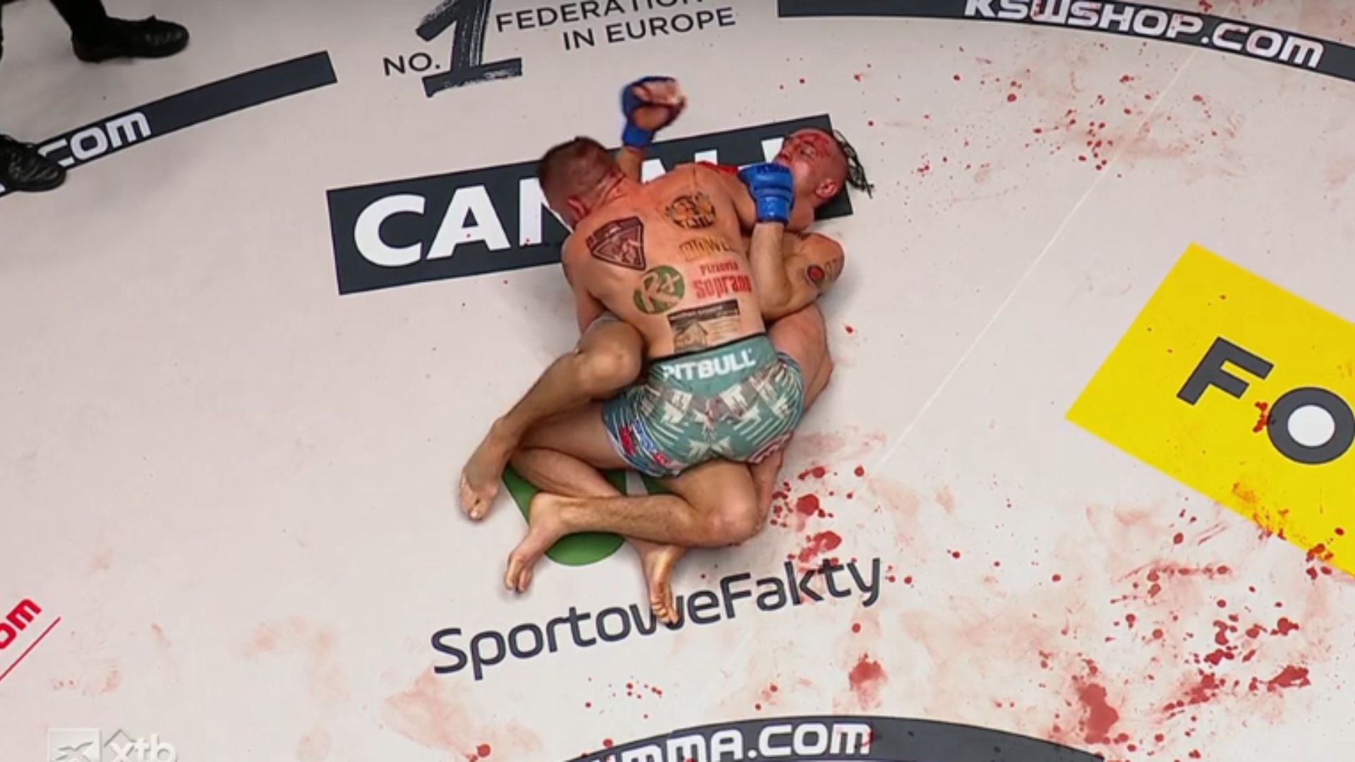 XTB KSW 114: Piotr Kacprzak wypunktował Wojciecha Kazieczkę. Wyrównana walka w Radomiu