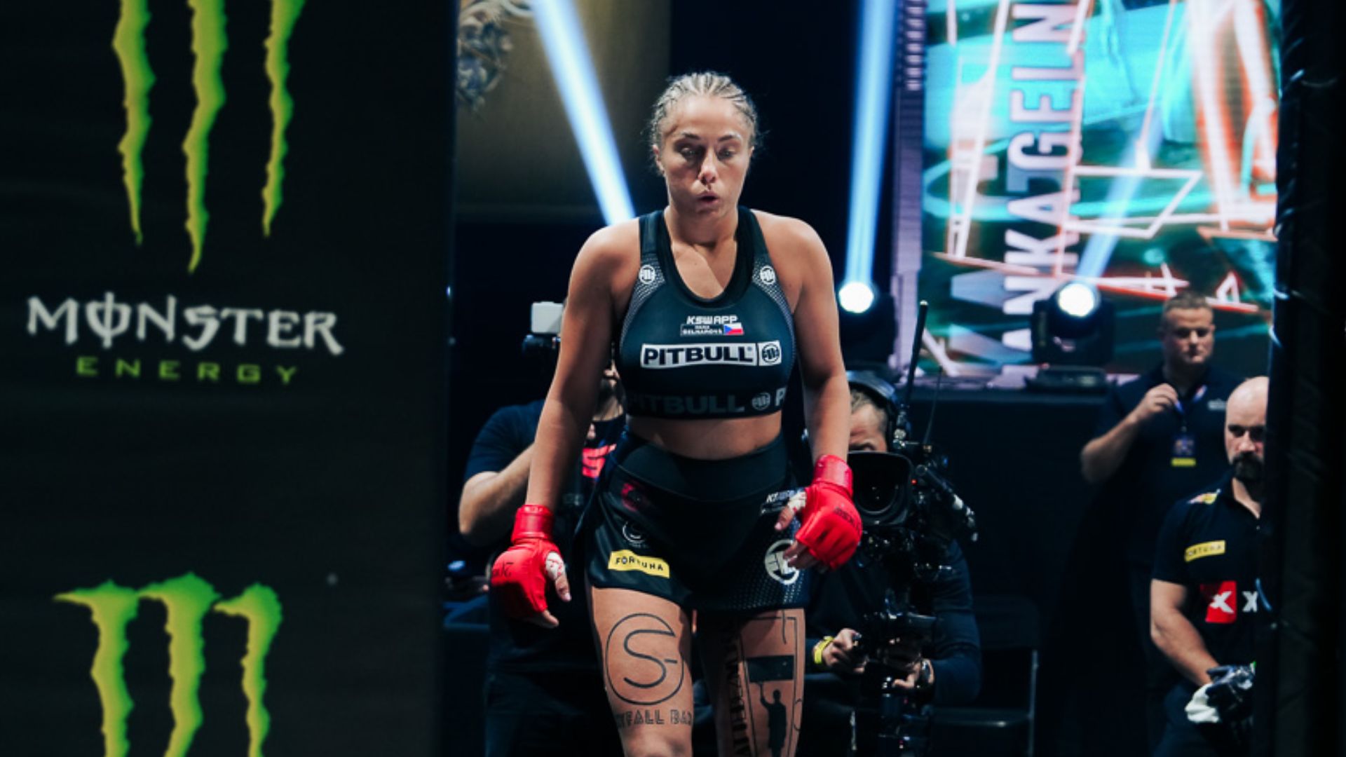 Kontrowersyjna Czeszka wraca na XTB KSW 121. Gelnarova zmierzy się z Popowicz